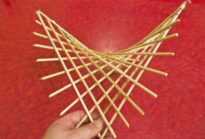 make-hyperbolic-paraboloid-using-skewers-w654