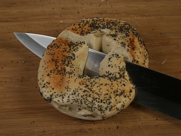Math Monday – Slice a Bagel into 13 Pieces with Three Cuts – National Museum of Mathematics
